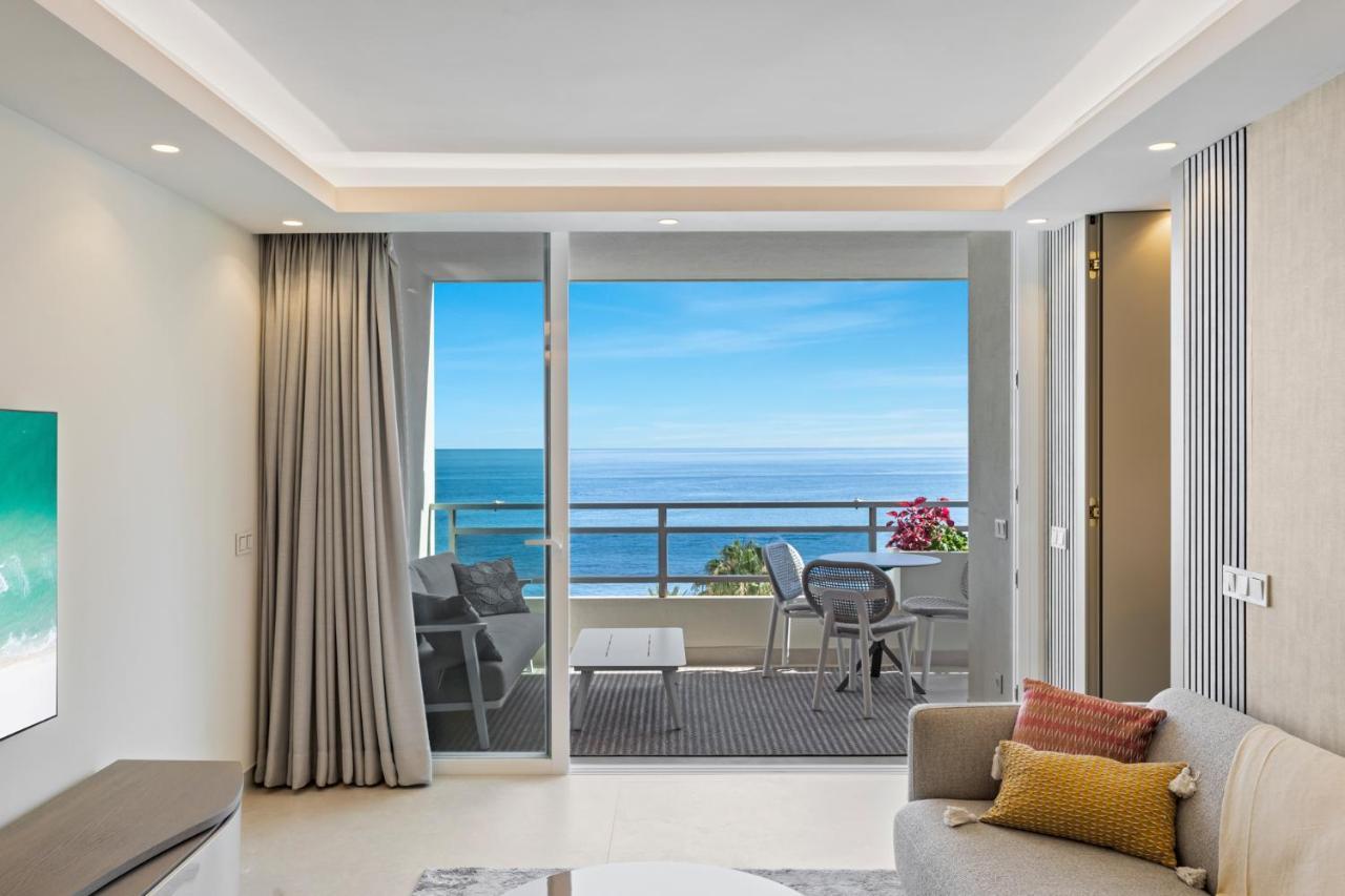 Fully Renovated Frontline Flat Apartment Marbella