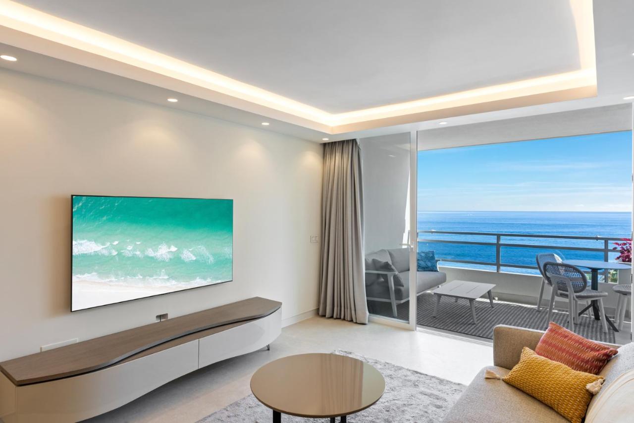 Apartment Fully Renovated Frontline Flat *