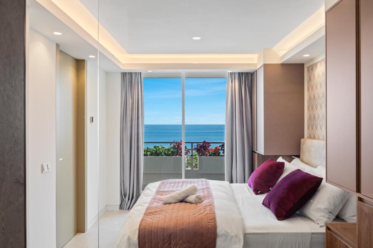 Fully Renovated Frontline Flat Apartamento