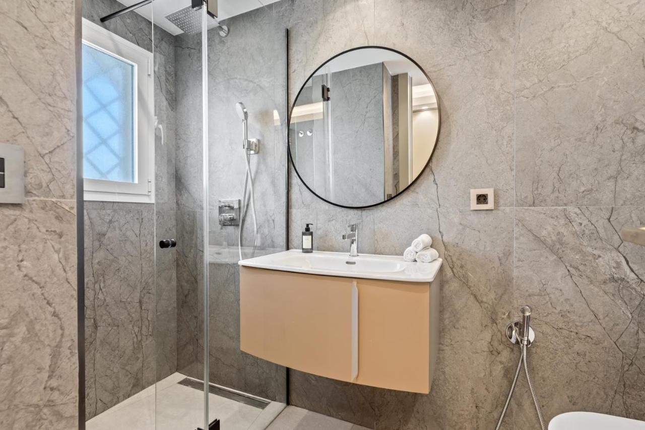 Apartment Fully Renovated Frontline Flat *
