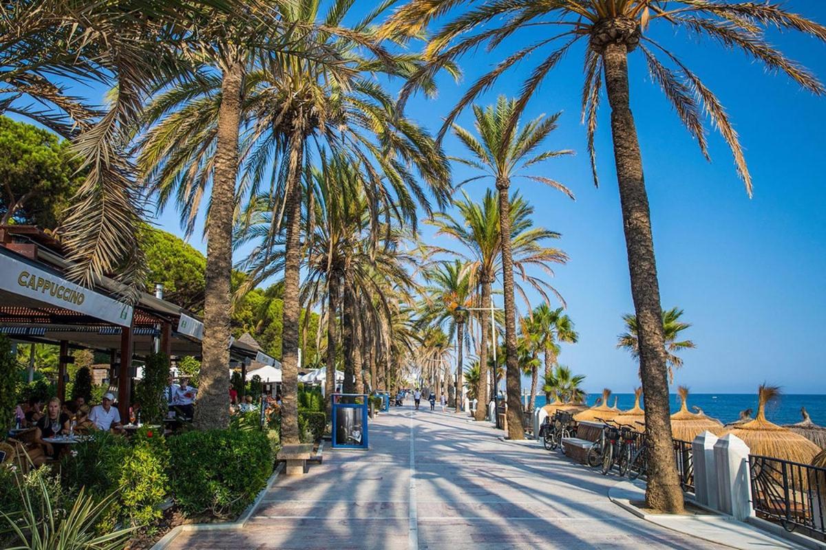 Fully Renovated Frontline Flat Marbella